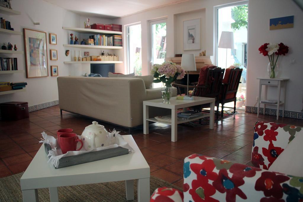A Casa Da Arvore Bed & Breakfast วิลานอวา ดิ มิลฟงติส ภายนอก รูปภาพ