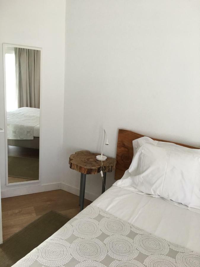 A Casa Da Arvore Bed & Breakfast วิลานอวา ดิ มิลฟงติส ภายนอก รูปภาพ