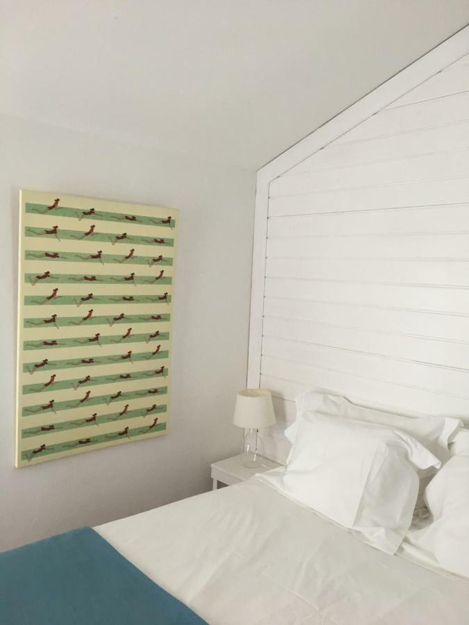 A Casa Da Arvore Bed & Breakfast วิลานอวา ดิ มิลฟงติส ภายนอก รูปภาพ